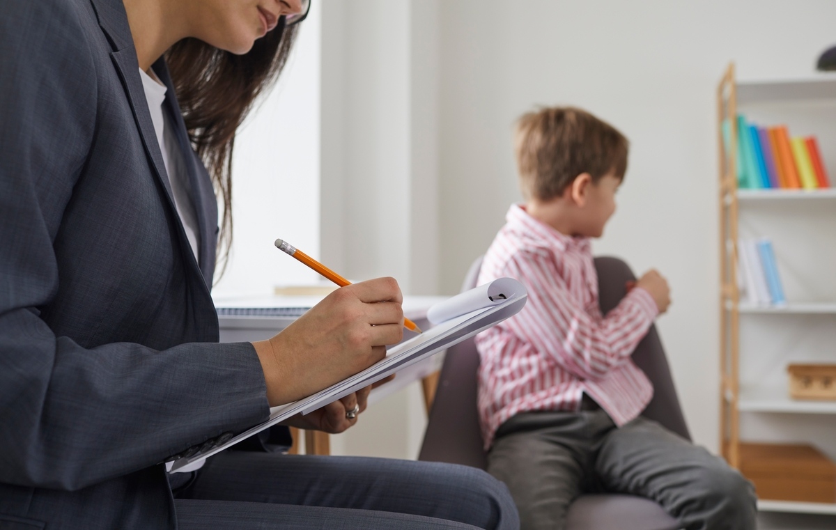 autism in children evaluation with pediatric specialist